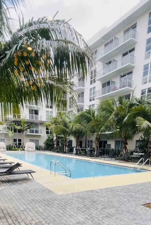 86 Nw 169th St #307 - Photo 7 of 15