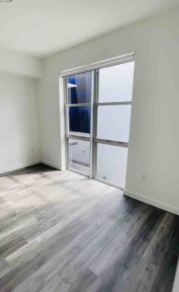 3 Nw 36th Ct #502 - Photo 2 of 12