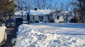 featured image of 15 Bon Air Ave