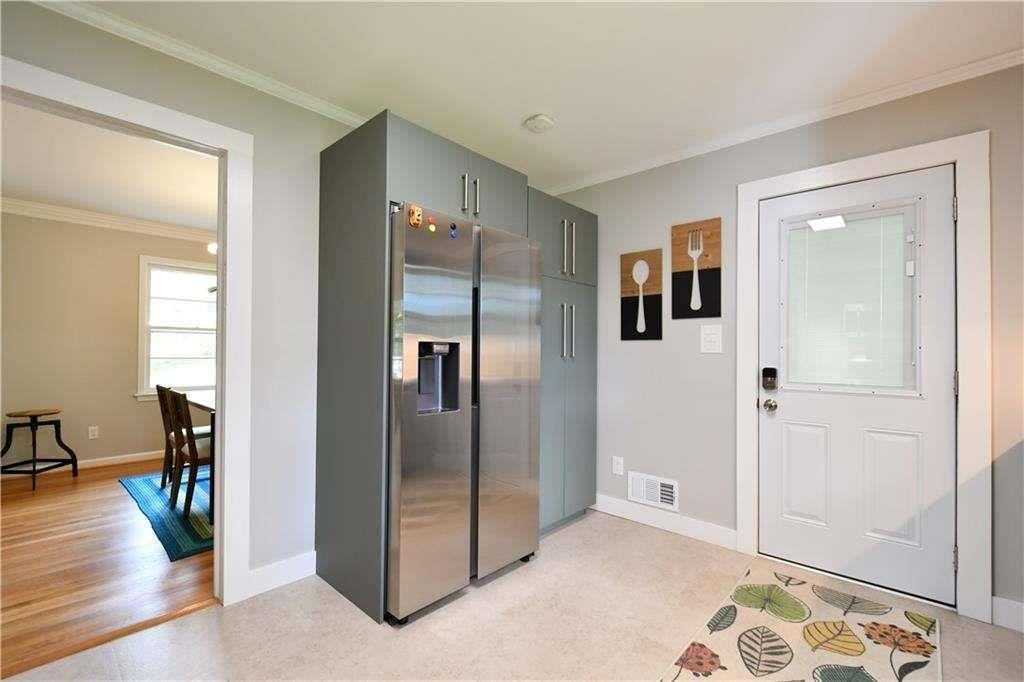 2877 Cartwright Dr - Photo 4 of 19