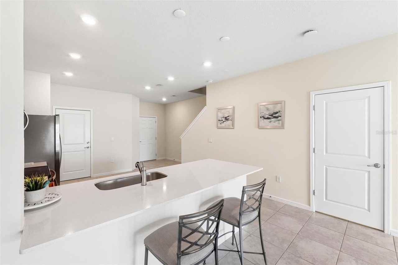 2851 Stunning Ave - Photo 7 of 35