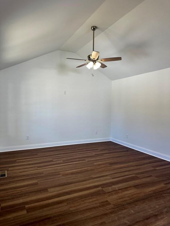 1306 Riverbend Rd - Photo 2 of 6