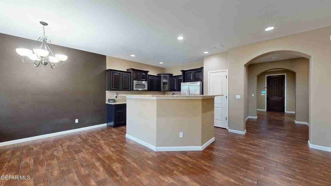 12964 Immanuel Vista Dr - Photo 3 of 37