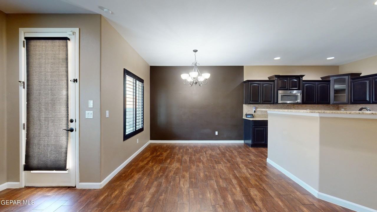 12964 Immanuel Vista Dr - Photo 5 of 37