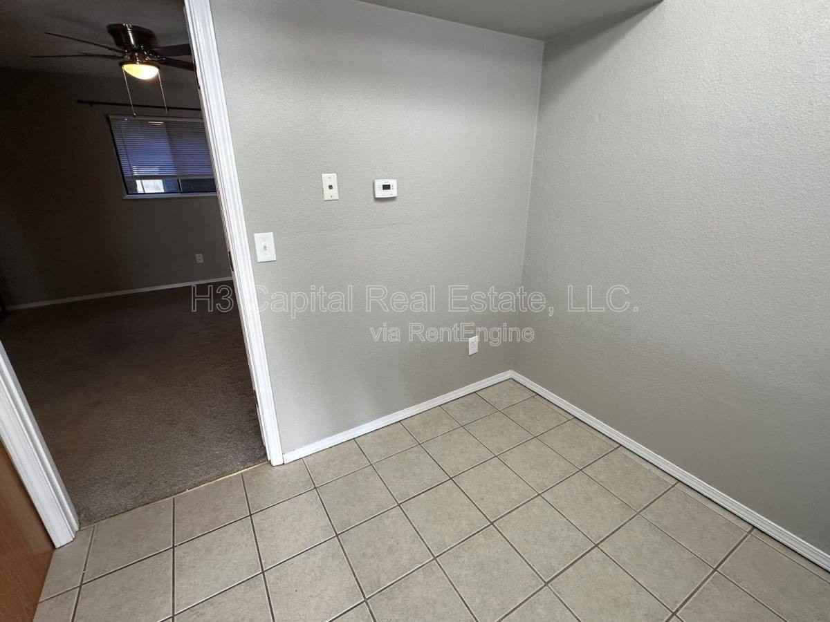 102 C Woodhenge Dr - Photo 7 of 10