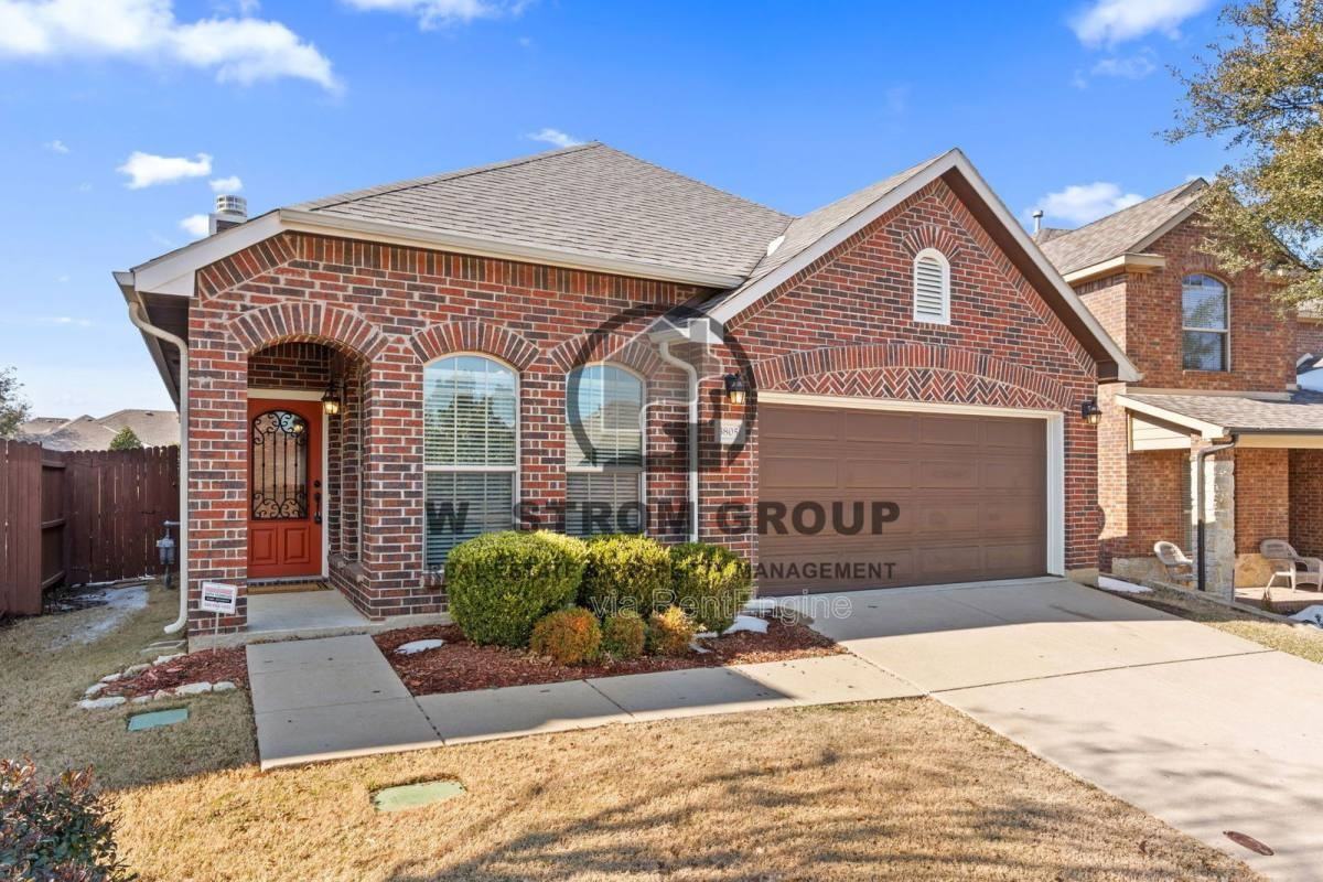 3805 Weatherstone Dr - Photo 3 of 10