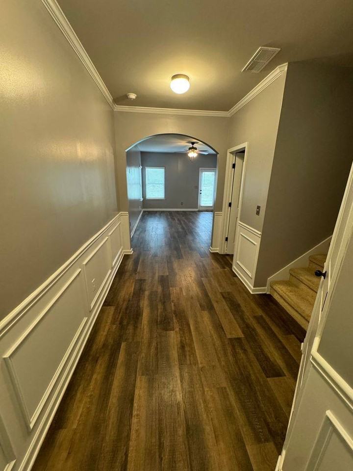 5745 Woodside Xing - Photo 3 of 10