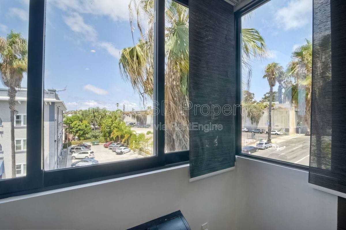 1965 Columbia St #7 - Photo 7 of 10