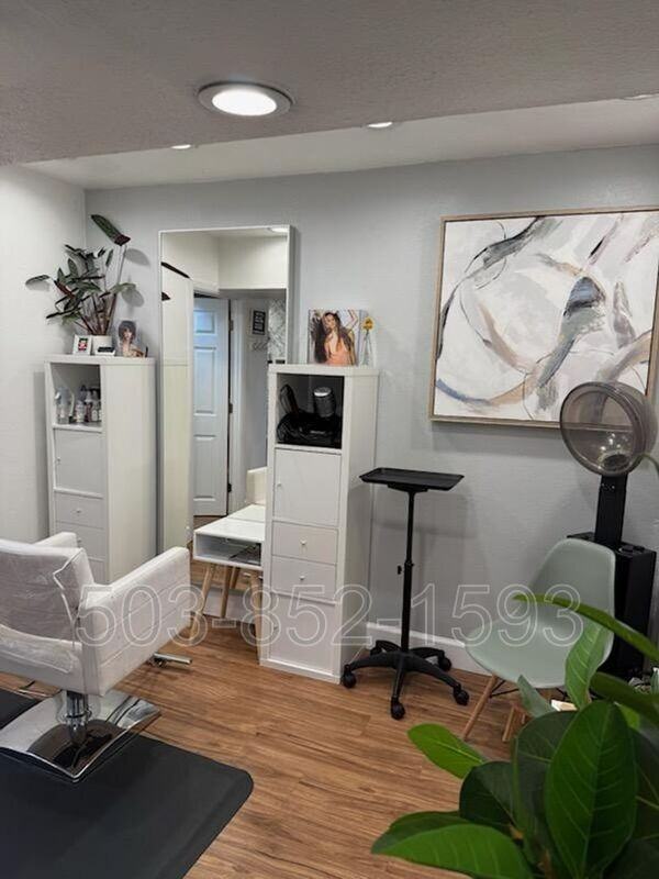 822 Nw 21st Ave - Photo 7 of 9