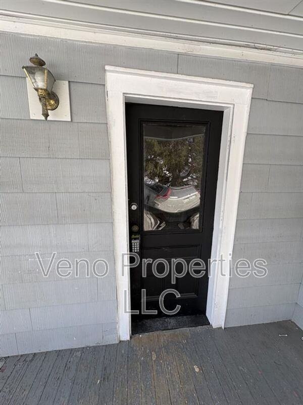 24 W Main St #B - Photo 3 of 16