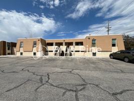 featured image of 1420 E 17th St #1