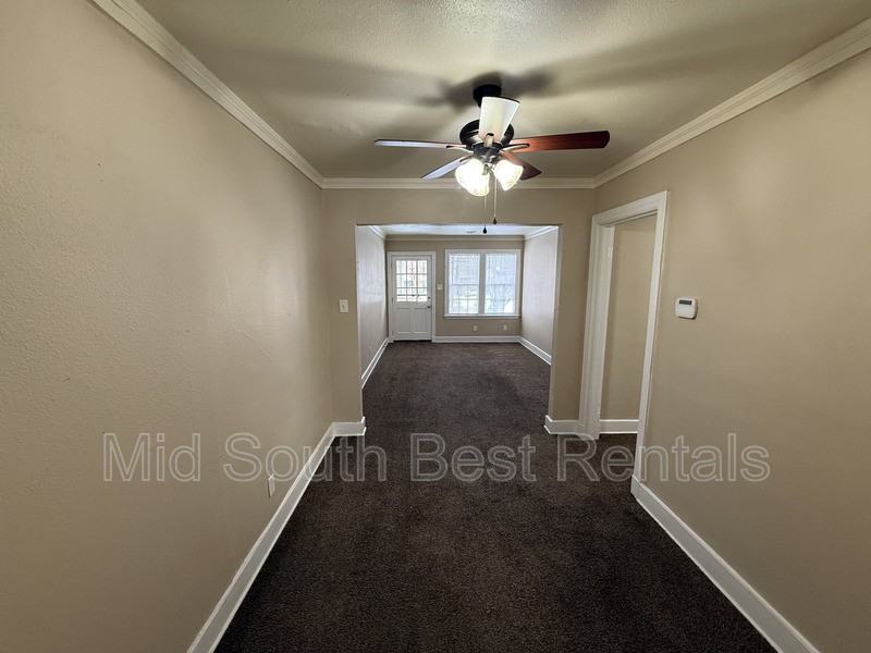1321 S Barksdale St - Photo 3 of 13