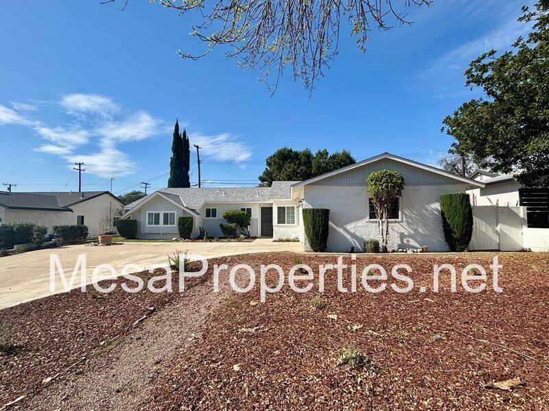 1481 Grove Ave - Photo 2 of 22