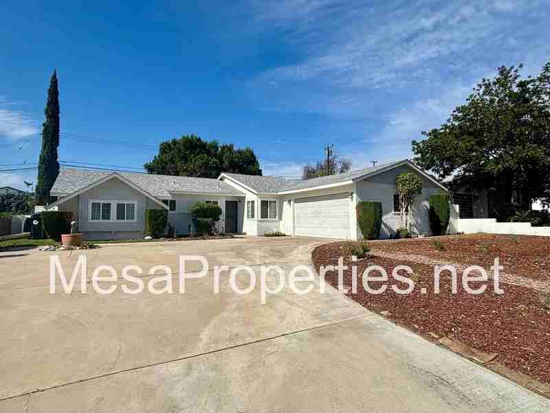 1481 Grove Ave - Photo 3 of 22