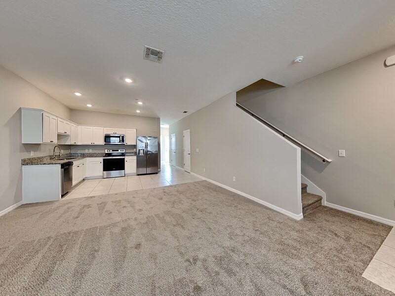 3202 Azolla St - Photo 4 of 17