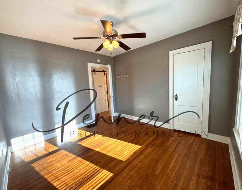 615 Se Douglas St - Photo 6 of 12