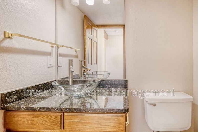 12445 W Ellsworth Pl - Photo 7 of 21
