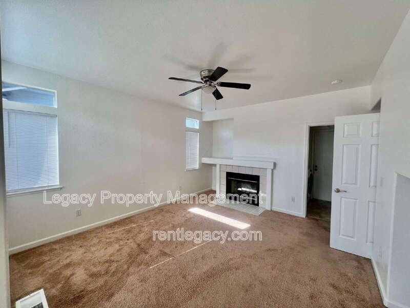 2750 Parkview Ter - Photo 6 of 33