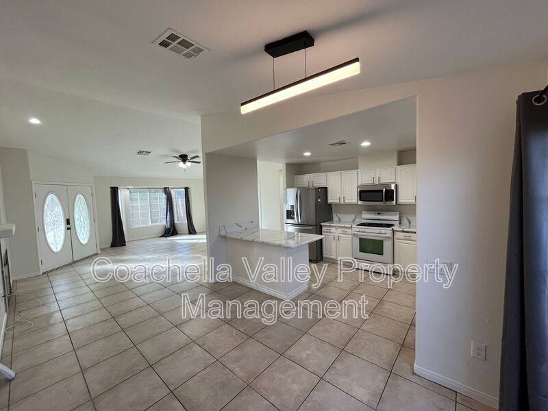 66432 2nd St - Photo 4 of 34