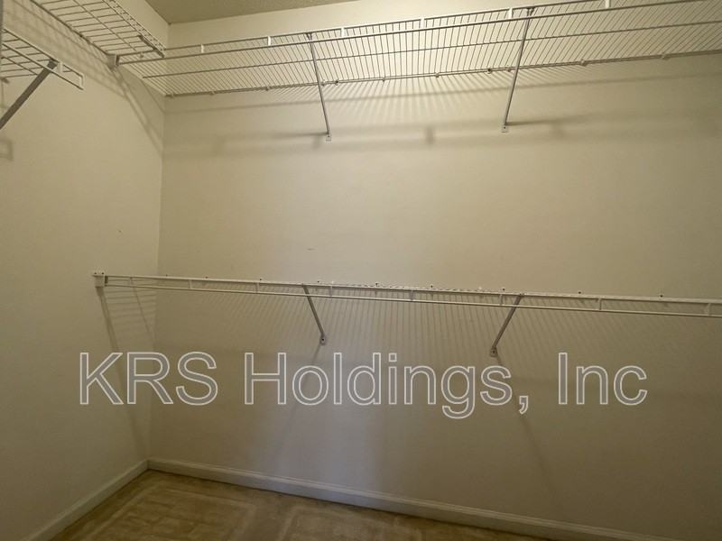 808 Settlement Dr - Photo 7 of 19