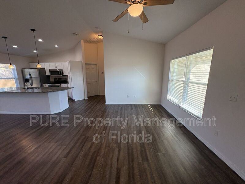 2883 Sw 140th Pl - Photo 5 of 50