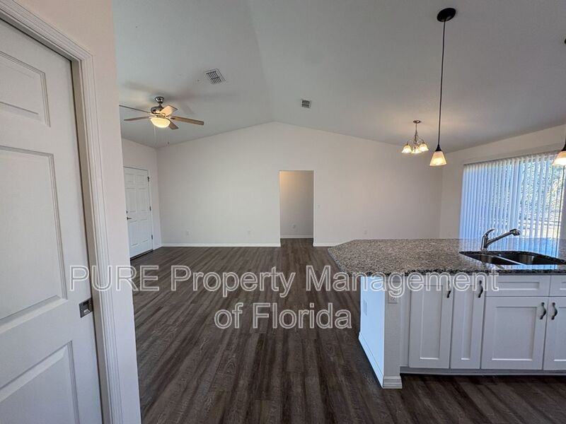 2883 Sw 140th Pl - Photo 6 of 50