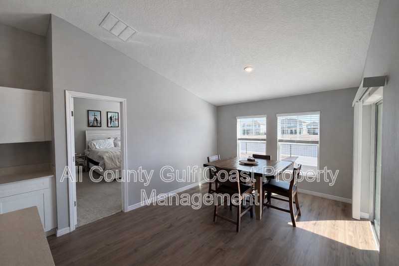 12668 Hysmith Loop - Photo 5 of 17