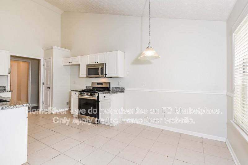 244 Holliday Overlook - Photo 7 of 20