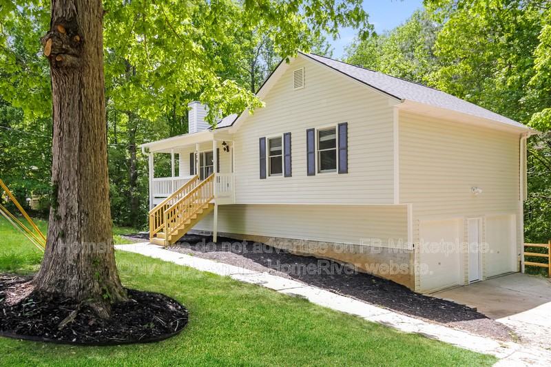 209 Wesley Mill Ln - Photo 2 of 23