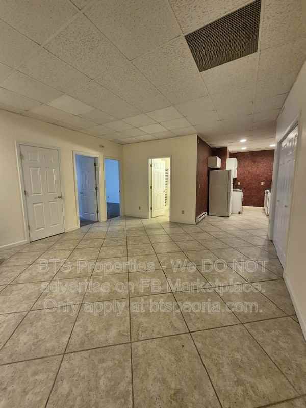 5917 W Plank Rd - Photo 3 of 12