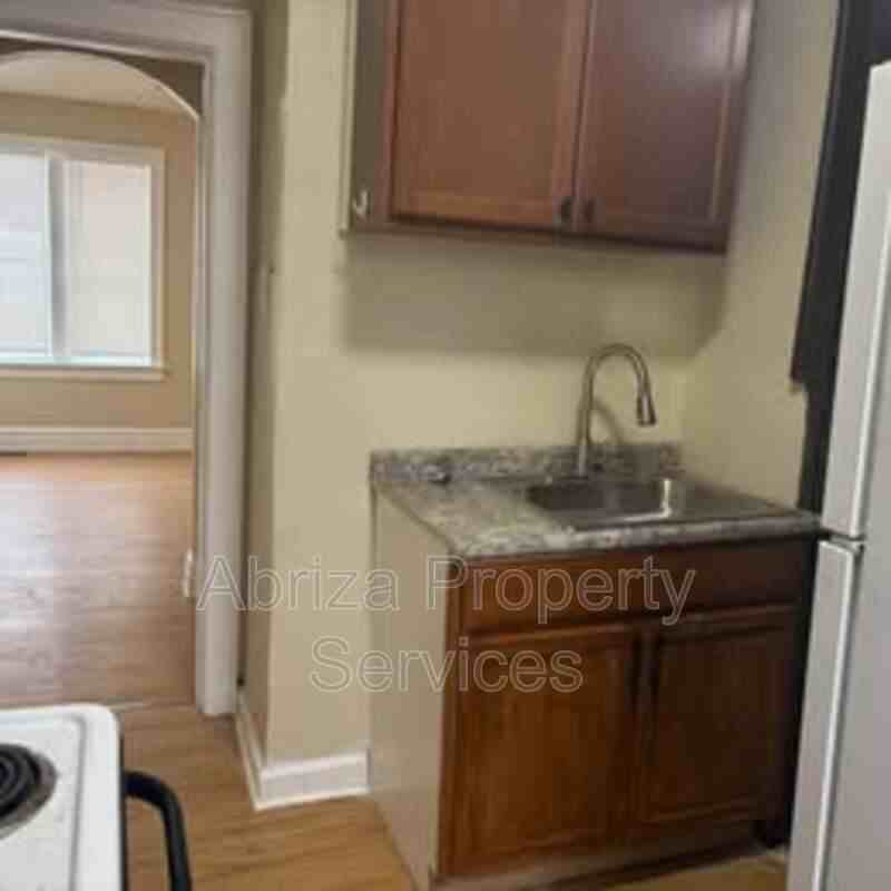 4217 Neosho St #103 - Photo 4 of 8