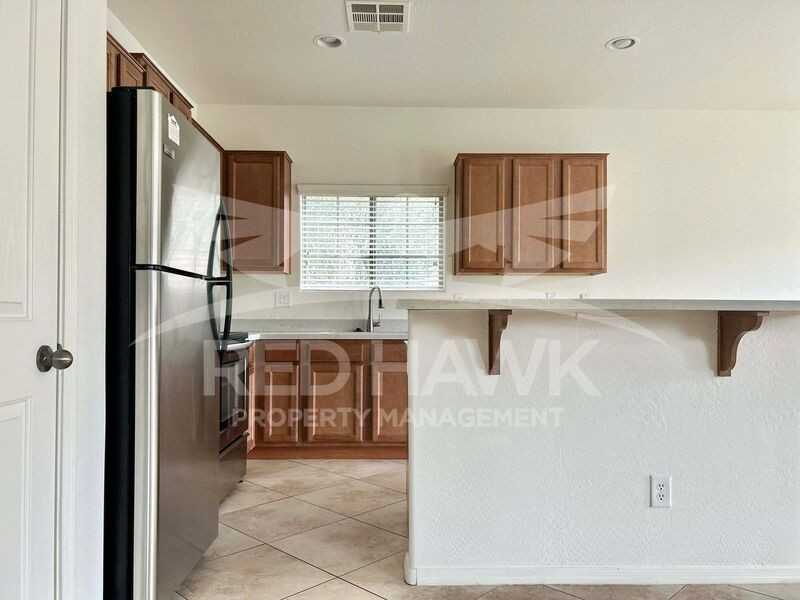 1057 E Sourwood Dr - Photo 6 of 19