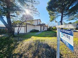 featured image of 521 Sherry Dr