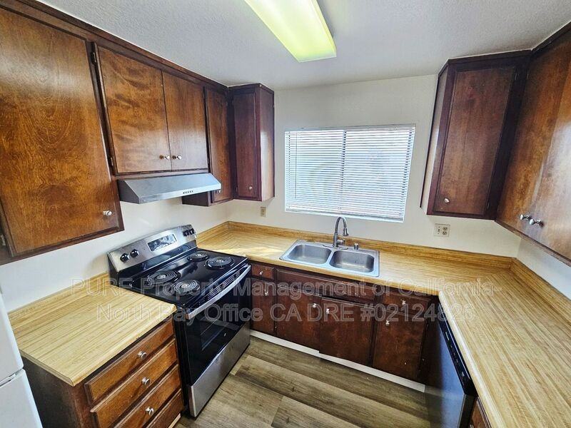 521 Sherry Dr - Photo 6 of 14