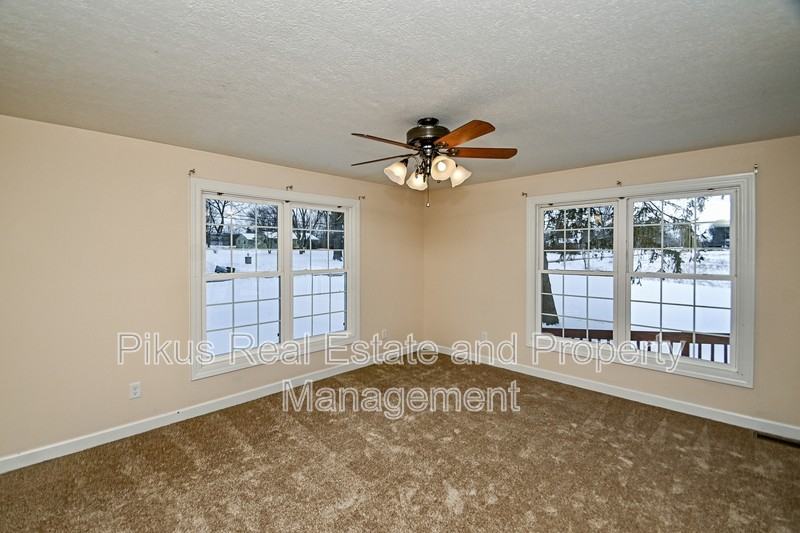 2227 New Milford Rd - Photo 7 of 14