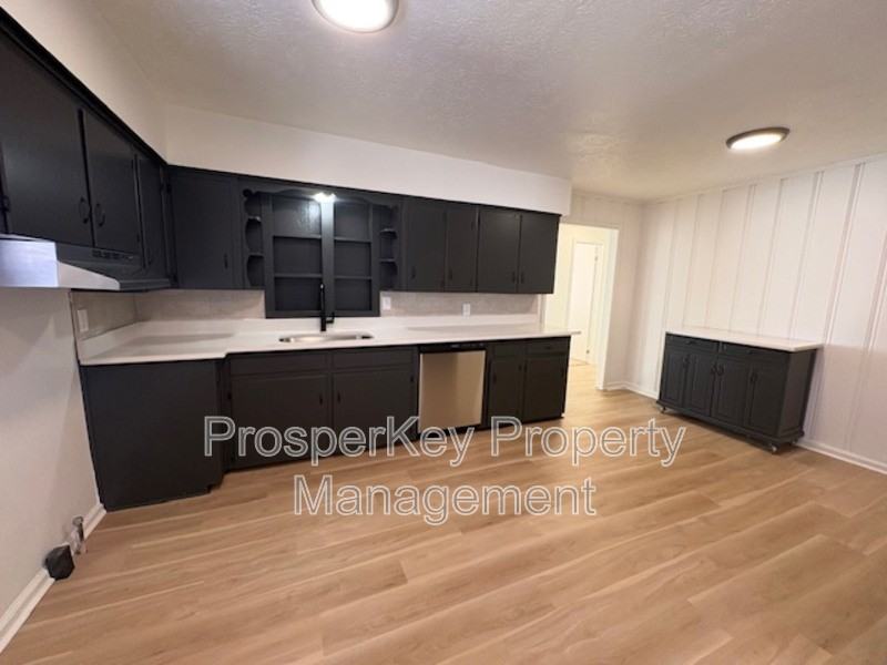 830 Turner Rd - Photo 5 of 19