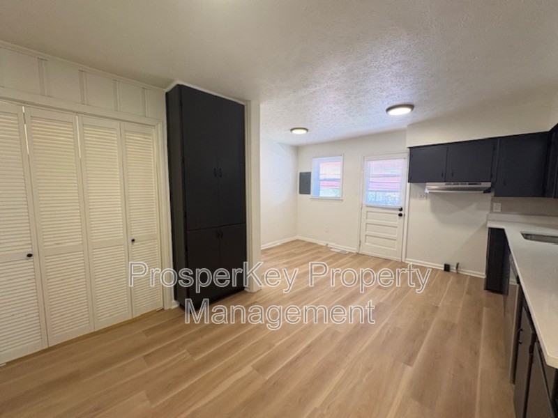 830 Turner Rd - Photo 6 of 19