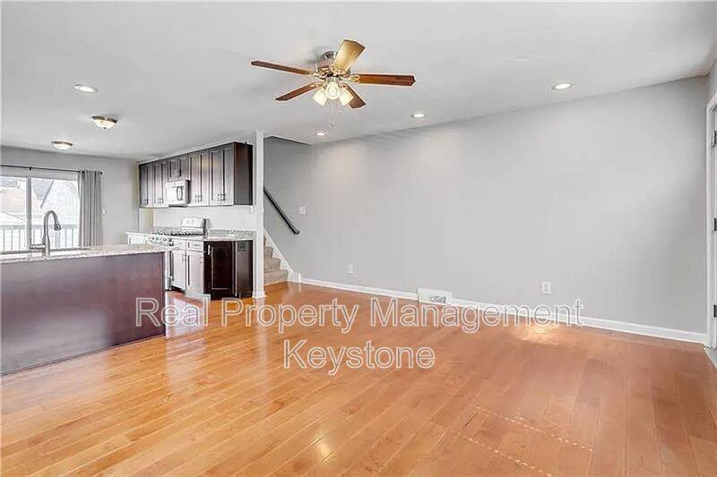 5159 Keystone St - Photo 4 of 21