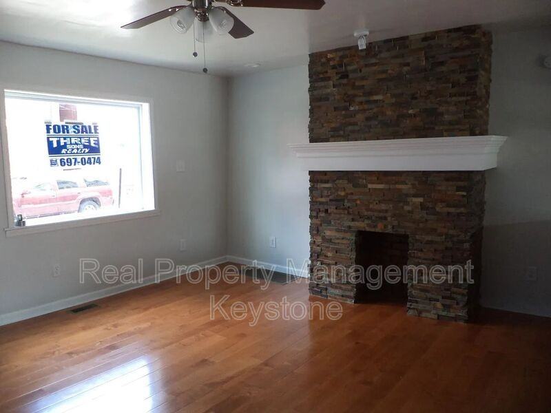 5159 Keystone St - Photo 6 of 21