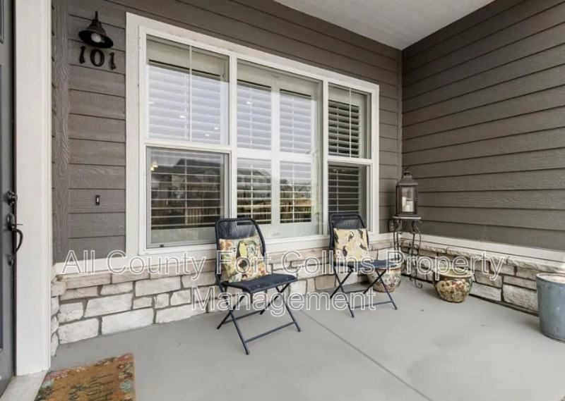 4180 S Park Dr #101 - Photo 2 of 6