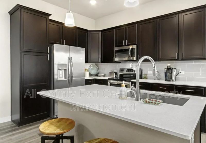 4180 S Park Dr #101 - Photo 3 of 6