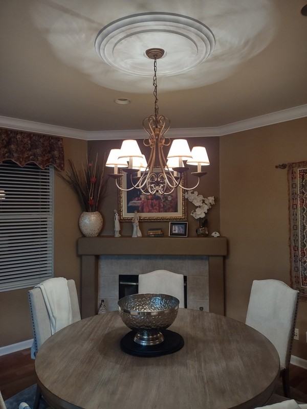 1122 Mitchell Ln - Photo 5 of 30