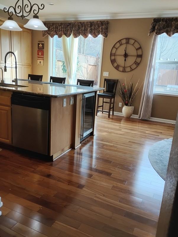 1122 Mitchell Ln - Photo 6 of 30