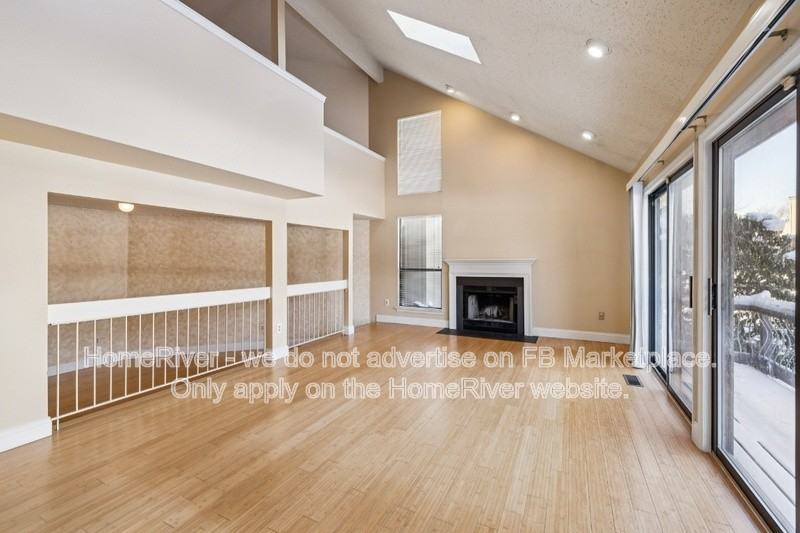 18 Woodhill St - Photo 4 of 27