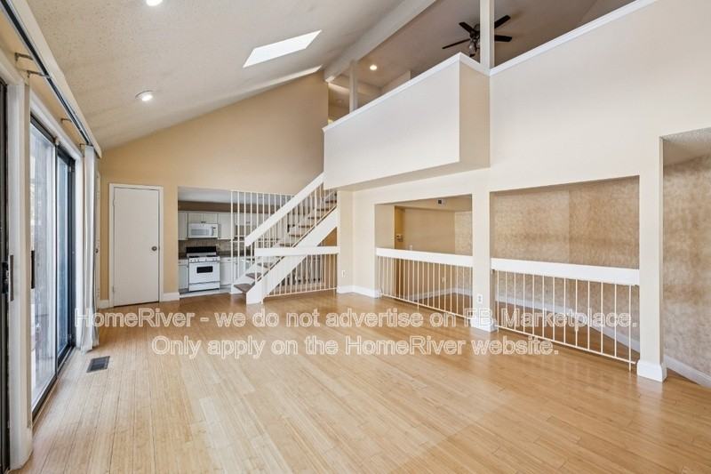 18 Woodhill St - Photo 6 of 27