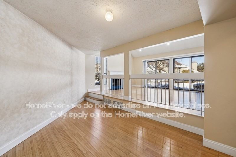 18 Woodhill St - Photo 7 of 27