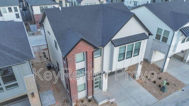 2764 Nw - Photo 5 of 18