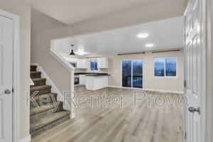 featured image of 2004 N Churchill Rd