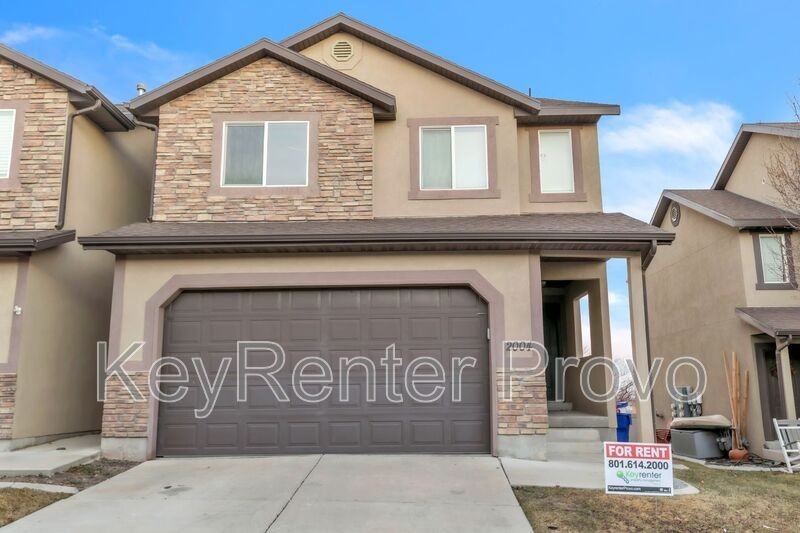 2004 N Churchill Rd - Photo 2 of 18