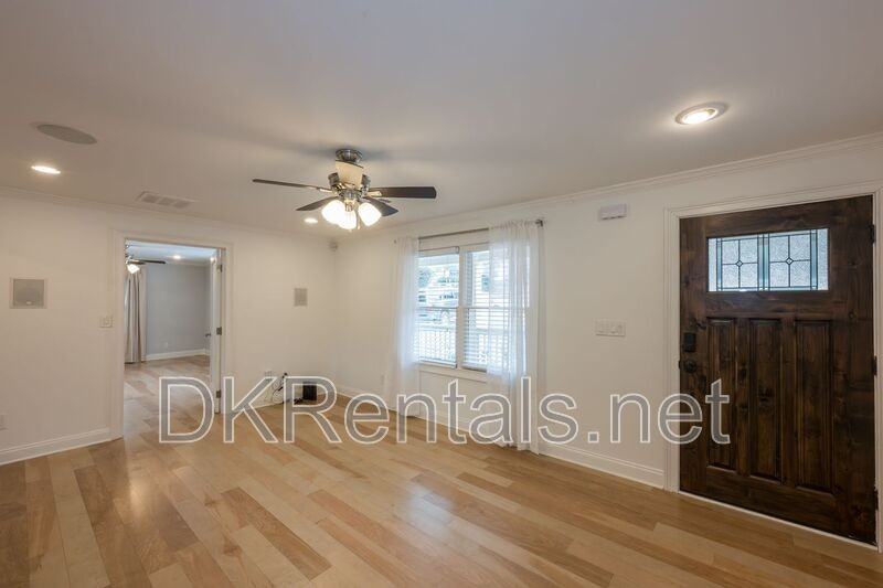 1895 Flat Shoals Rd Se - Photo 5 of 29